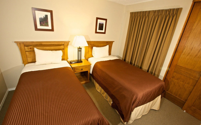 Tantalus Resort Lodge