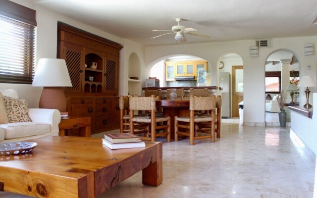 Stunning Residence 4 Bedrooms, AC, WiFi