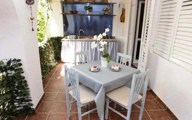 City House Apartments