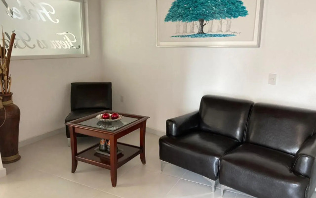 Hotel Tierras Blancas