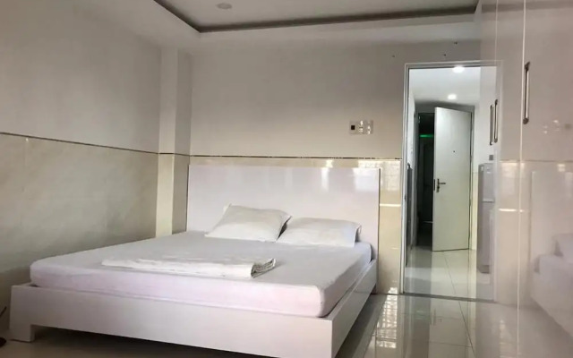 Quang Hong Phat 2 Hotel by OYO Rooms