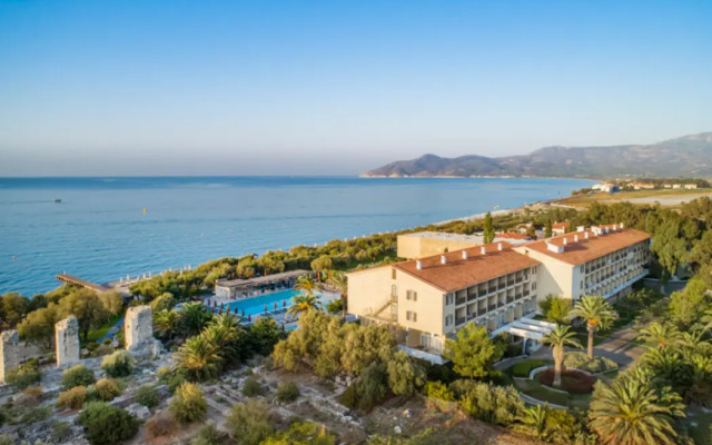 Doryssa Seaside Resort