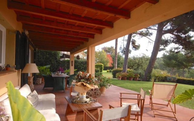 Lovely garden house in mar menuda