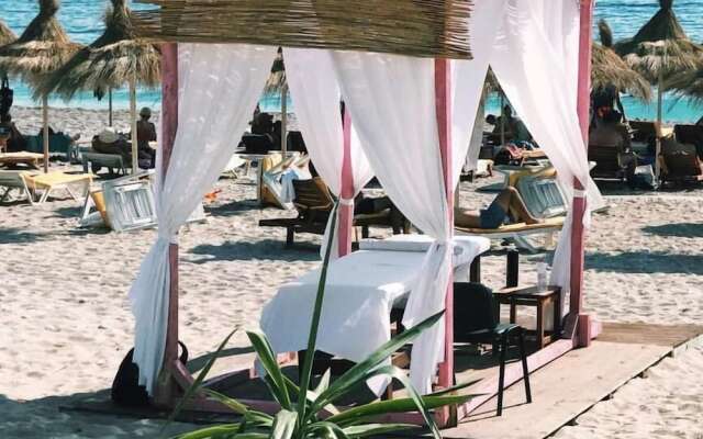 Drymades Bungalows