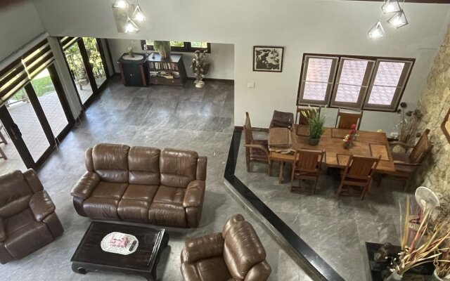 Luxury 4 Bed Pool Villa