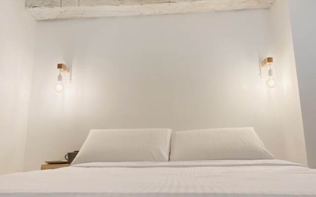 Pietro Micca 4 - Mansarda in Bianco P IVA