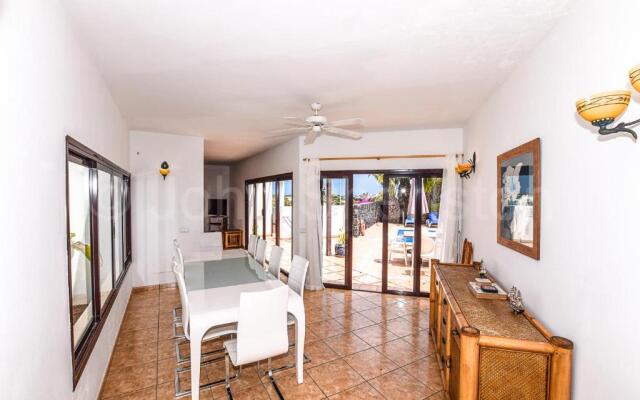 Villa Montana - LH113 By Villas Now Ltd