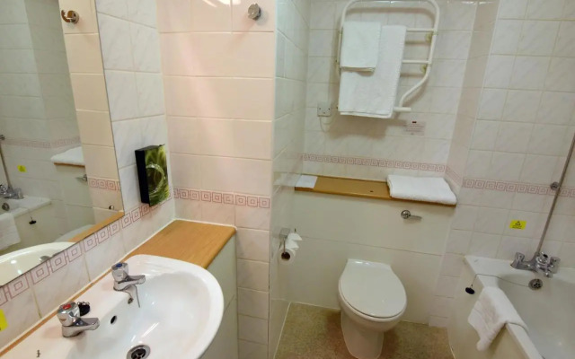 The Royal Oak by Greene King inns