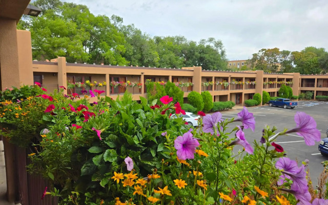 El Sendero Inn, Ascend Hotel Collection
