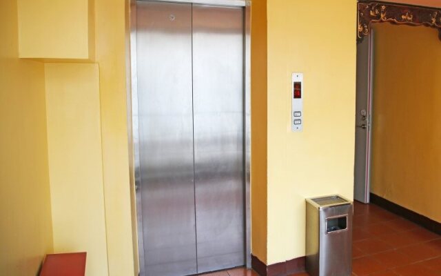 GreenTree Inn ShangHai Jingan District Middle YanChang Road HuTai Road Express Hotel