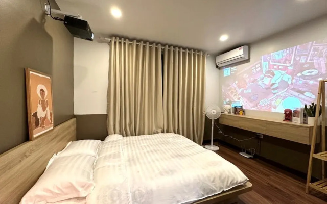 Aimee House - Pham Hong Thai