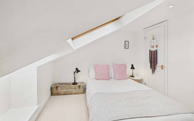 Host Stay Salty Place