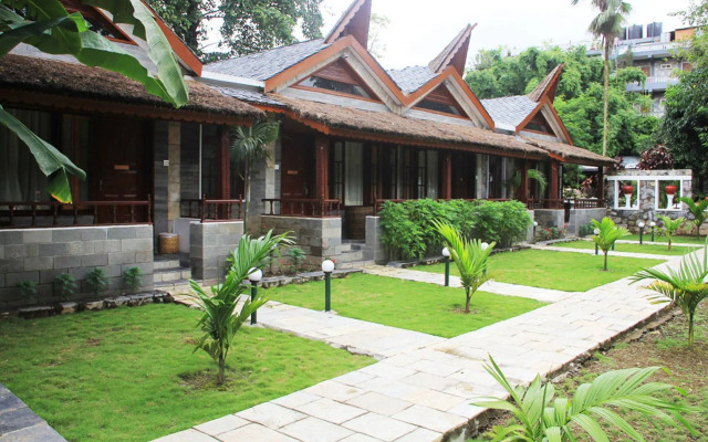 Lake View Resort