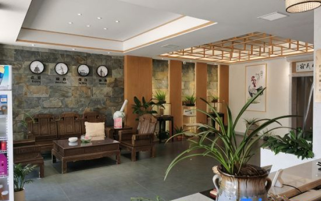 Rongfengge Homestay (Yingtan South Station)