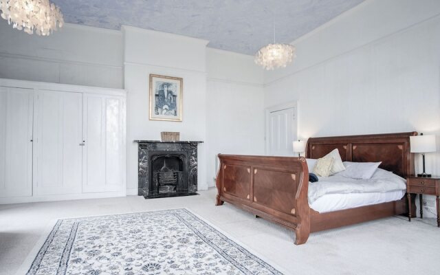 Rumwell Park - 8 Bedroom Manor House- Taunton