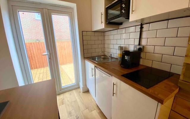 Flat 8, 10 St Johns