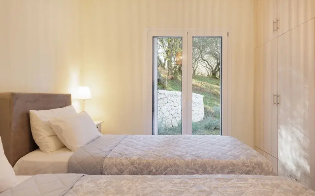 Villa Breeze & Villa Coco by Konnect Avlaki Beach