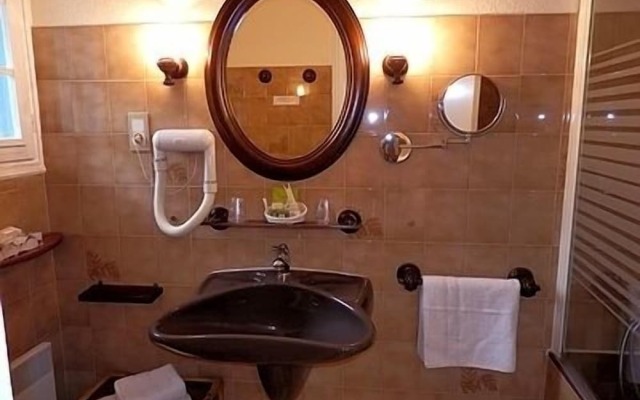 Hotel De la Corniche