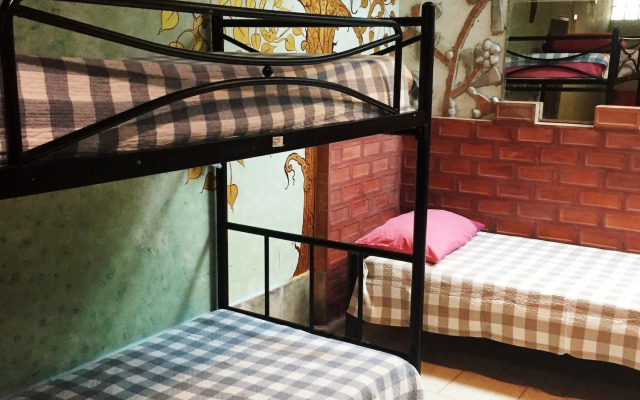 Shanti Lodge Bangkok