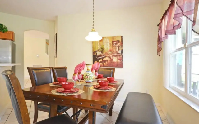 Kleeo's Villa 311304