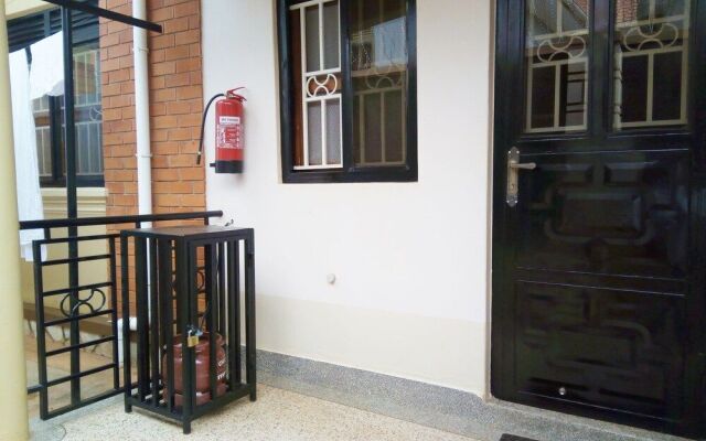 J&J Hotel Apartments