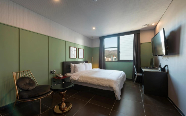 Guseo Browndot Hotel