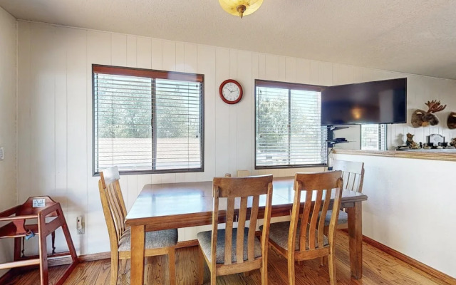 Lazy Bear Cabin #554