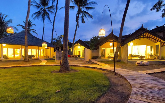 Lilin Lovina Beach Hotel