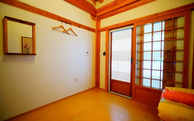 Norijam Hanok Traditional House Two