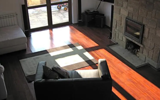 The House on The Hill