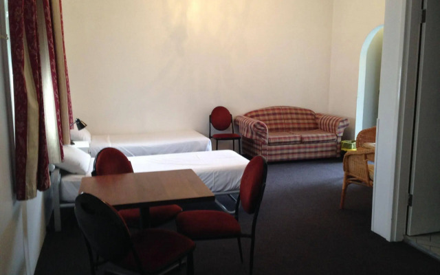 Seaton Arms Motor Inn