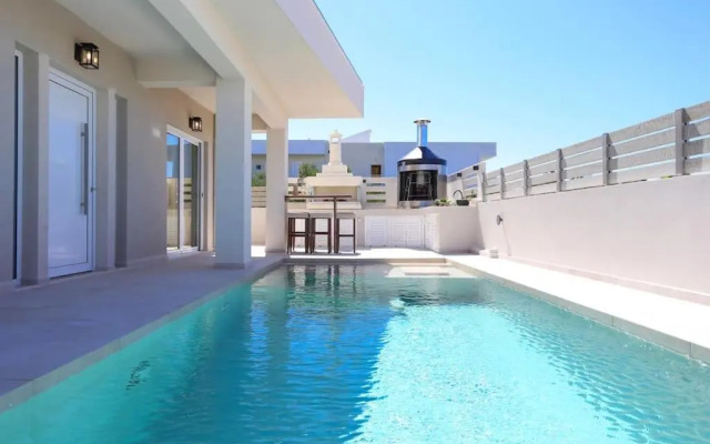 Villa Constantino with heated pool