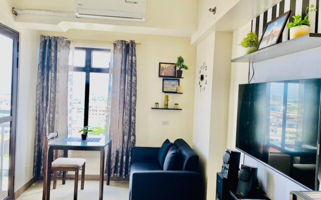 Mabolo Garden Flats by Sleeping Forest