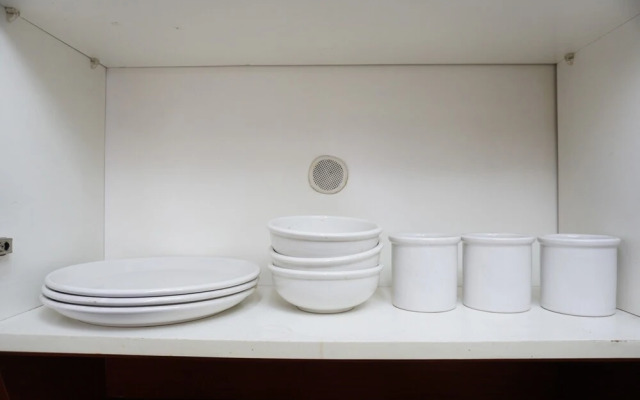 The Classic 2br Beverly Tower Apartment