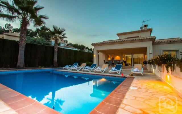 Abahana Villas Baladrar