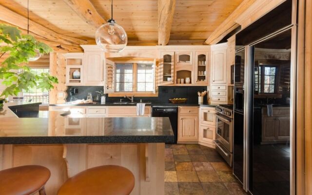 Evergreen Dr - Grizzly