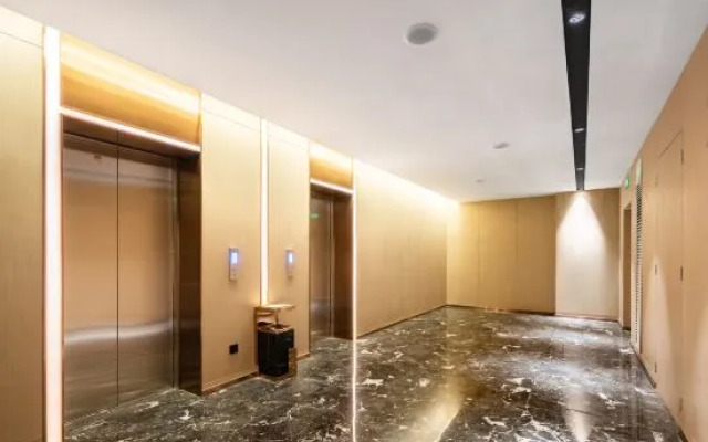 Lavande Hotel (LiaoYang City Center)