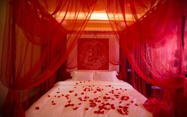 Love Romantic Scene Hotel