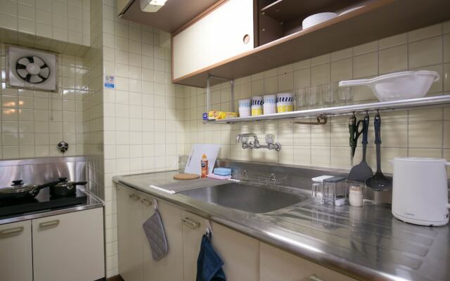 Weekend Apartment 305