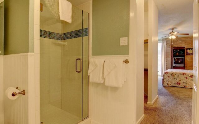Channelview 213