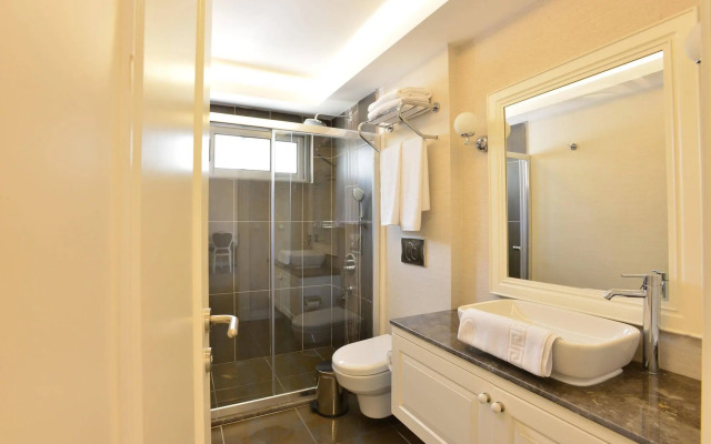 Define Beach Suites