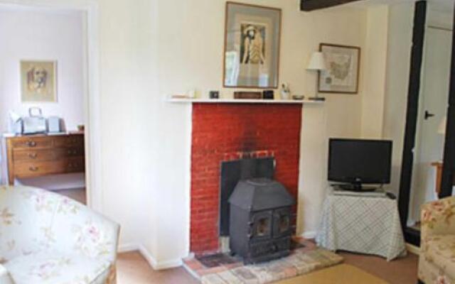 Oaklawn Cottage