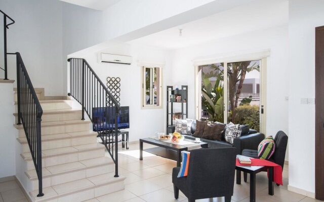 Cyprus Villa Palm 39 Gold