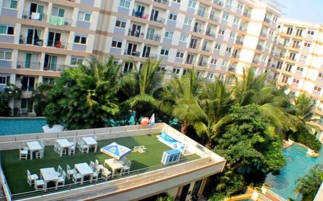 Park Lane Resort by Parklanejomtien