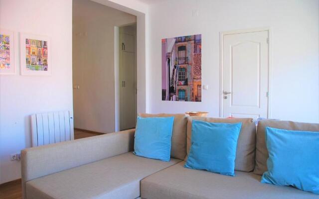 Sunny, central and comfy Ap. in Av. da Liberdade