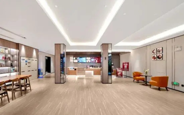 HanTing Hotel (Heihe Zhongyang Pedestrian Street)