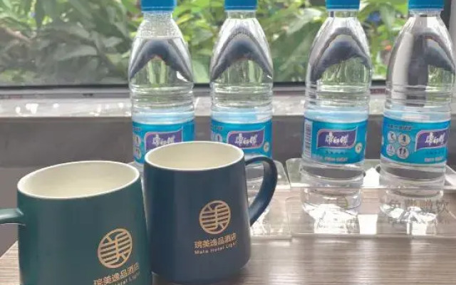 Yumei Yipin Hotel (Guangzhou Panyu Shiqiao Branch)