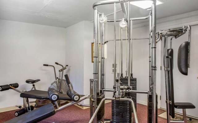 Rodeway Inn Waterford - New London