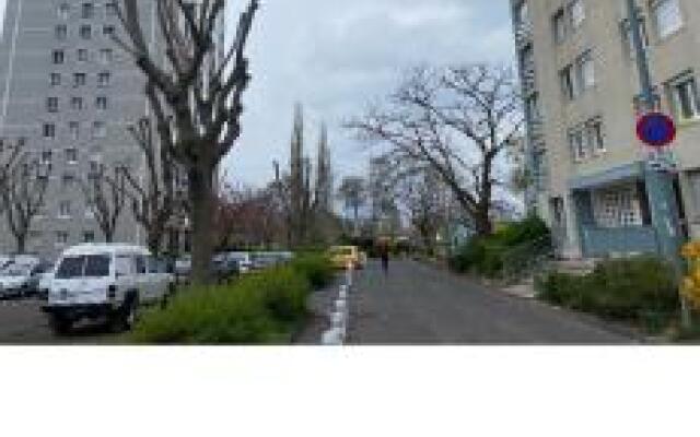 Bel Appartement Avec Parking Gratuit