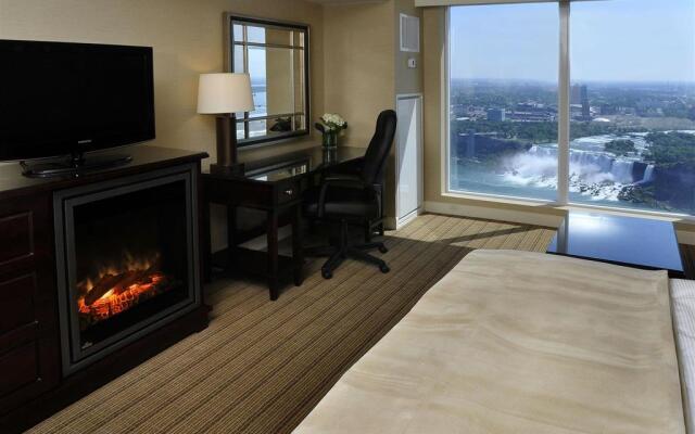 Hilton Niagara Falls/Fallsview Hotel & Suites